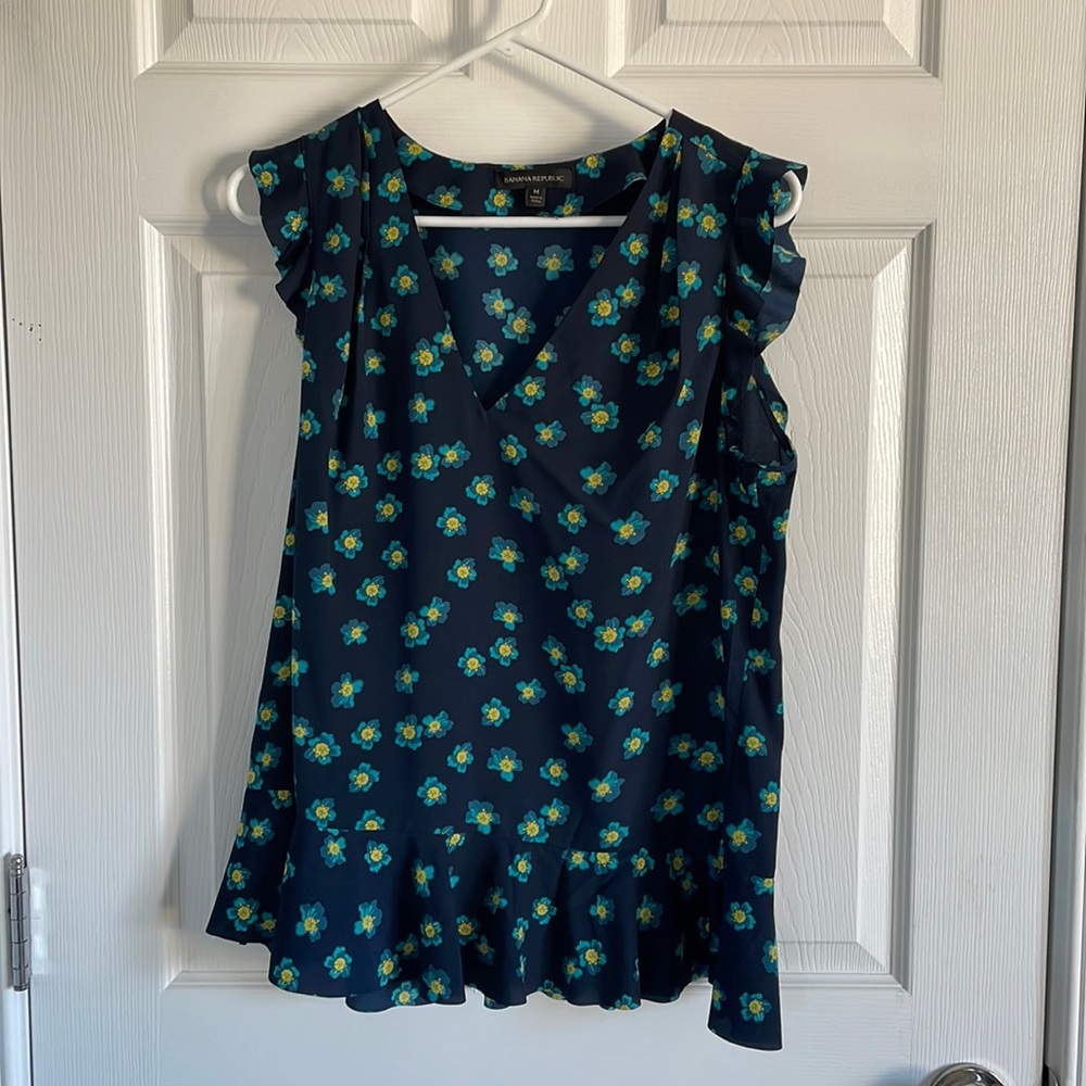 Banana Republic Floral Silk Peplum Blouse — M